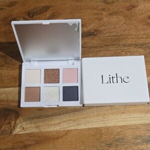 Lithe Eyeshadow Palette - Cream, Brown, Silver, and Black Shades